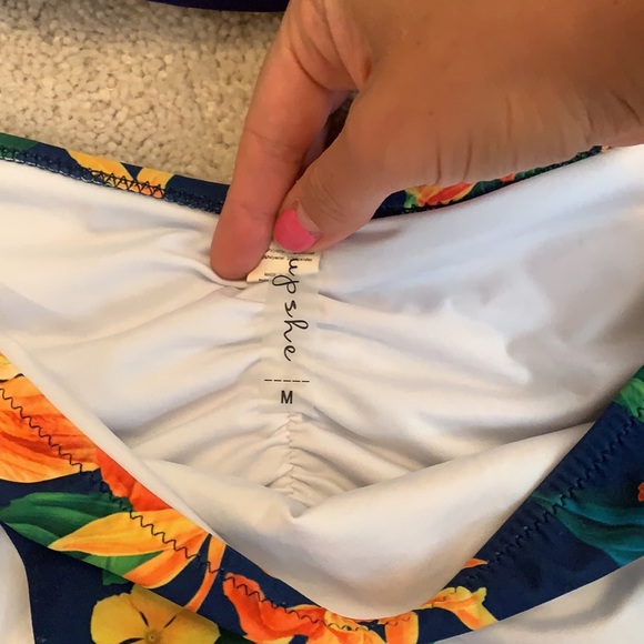 Cupshe Bikini - Picture 2 of 5